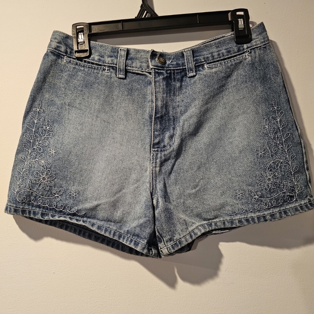 Y2K Denim Shorts Floral Embroidered High Rise Blue Jean Shorts